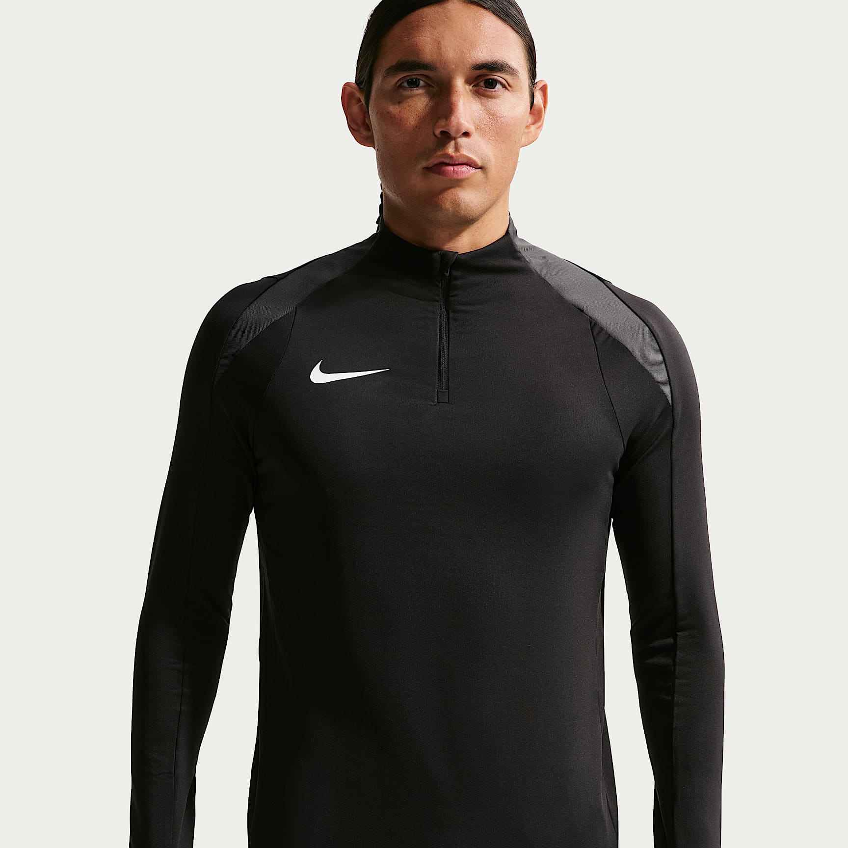 ナイキ スクワッド ドリルトップ M Nike Strike Men's Dri-FIT Soccer 1/2-Zip Drill Top. Nike.com